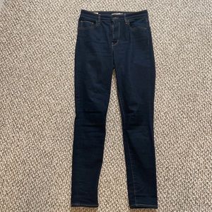 Levi’s Dark Denim High Rose 721 Jeans